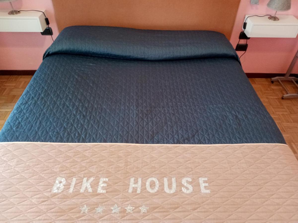 Bike House "Silver" Сериате Экстерьер фото